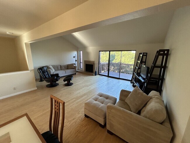 828 Arlene Way, Novato, CA 94947 photo 4