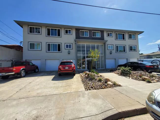 3025 Newell St San Diego, CA 92106
