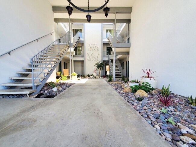 3025 Newell St San Diego, CA 92106 photo 2