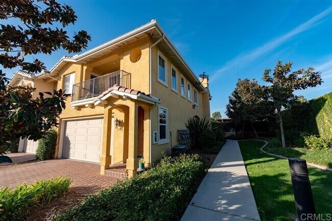 1332 Isabella Way Vista, CA 92084 photo 2
