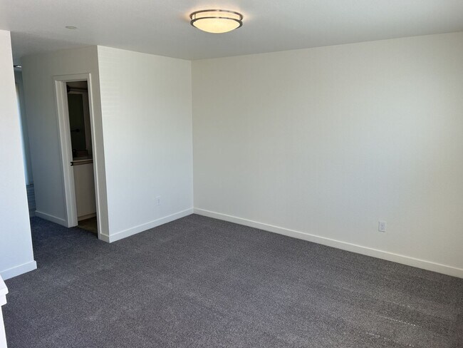445 Southwest Blvd Rohnert Park, CA 94928 photo 3