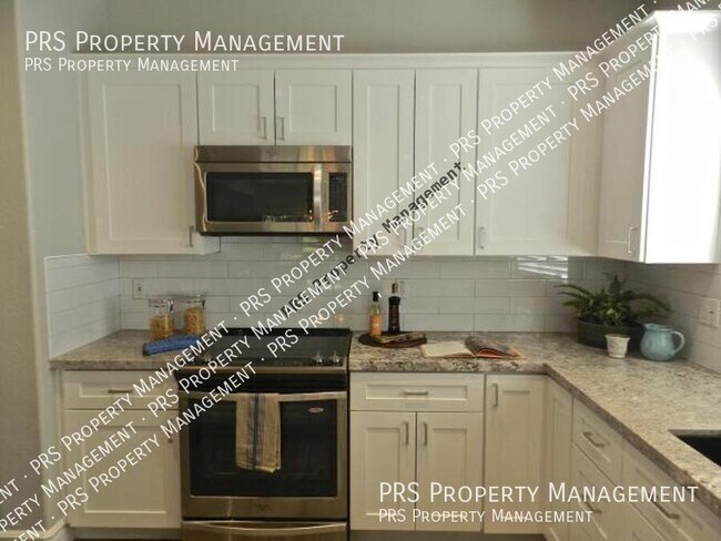 2052 E La Costa Dr Chandler, AZ 85249 photo 2