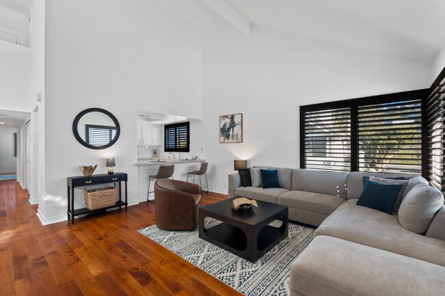 526 Via De La Valle Solana Beach, CA 92075
