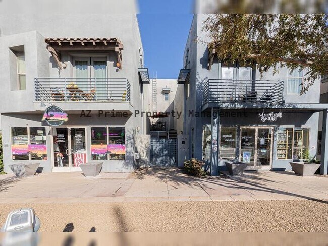610 E Roosevelt St Phoenix, AZ 85004 photo 3