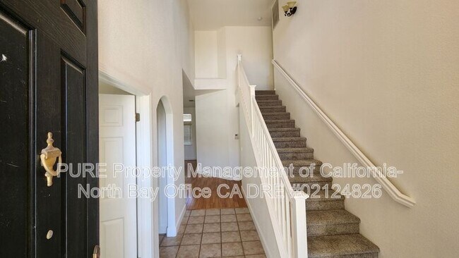 8036 Mason Dr Rohnert Park, CA 94928 photo 2
