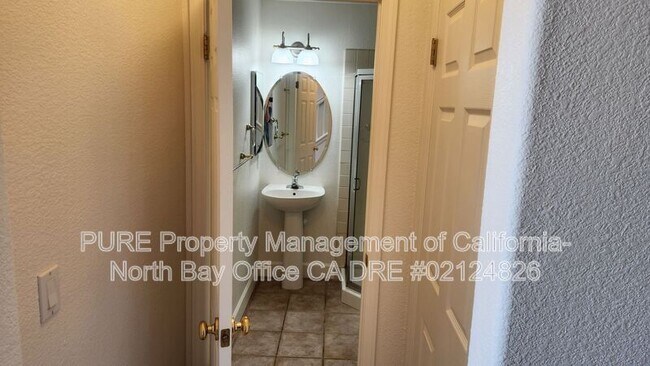 8036 Mason Dr Rohnert Park, CA 94928 photo 4