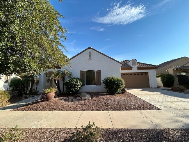945 W Sycamore Ln Litchfield Park, AZ 85340 photo 2