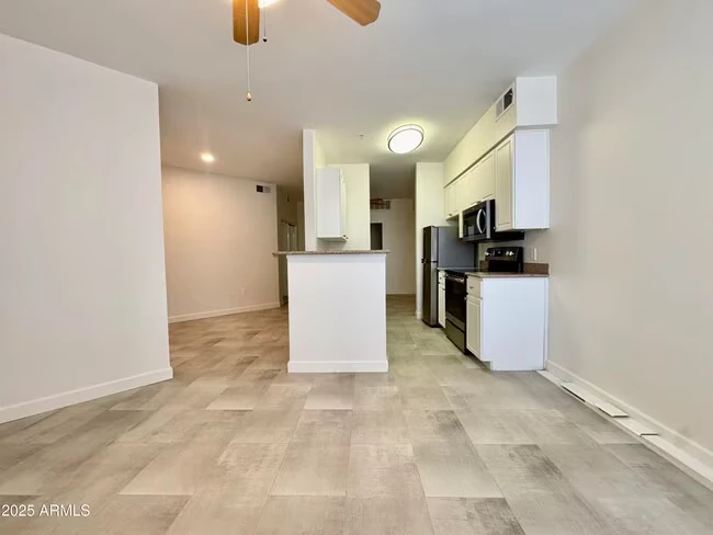 1701 E Colter St Phoenix, AZ 85016 photo 3