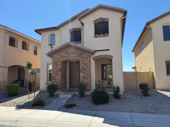 9237 W Coolbrook Ave Peoria, AZ 85382 photo 2
