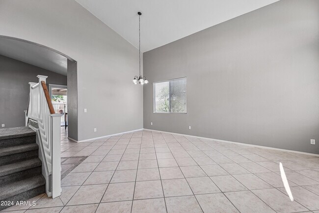 16224 W Jefferson St Goodyear, AZ 85338 photo 3