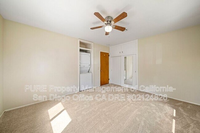 1121 S Pine St Escondido, CA 92025 photo 4