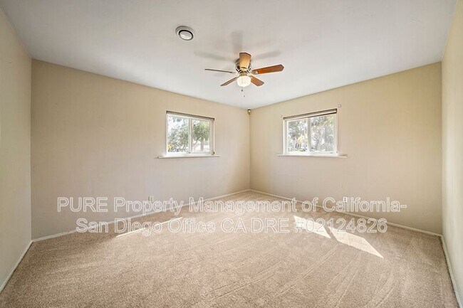 1121 S Pine St Escondido, CA 92025 photo 3