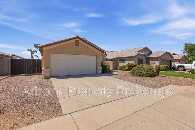 10249 E Calypso Ave photo 2