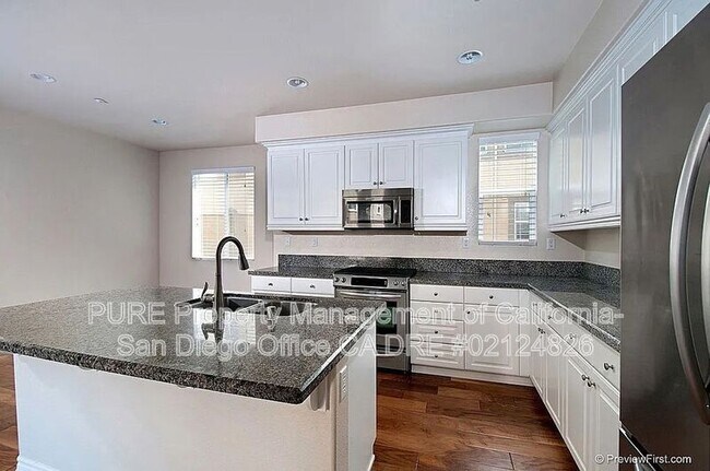 2428 Sentinel Ln San Marcos, CA 92078 photo 3
