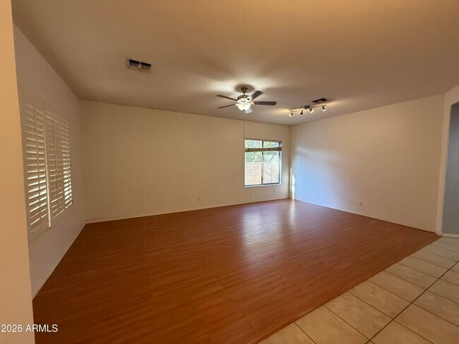 101 S Presidio Dr Gilbert, AZ 85233 photo 3