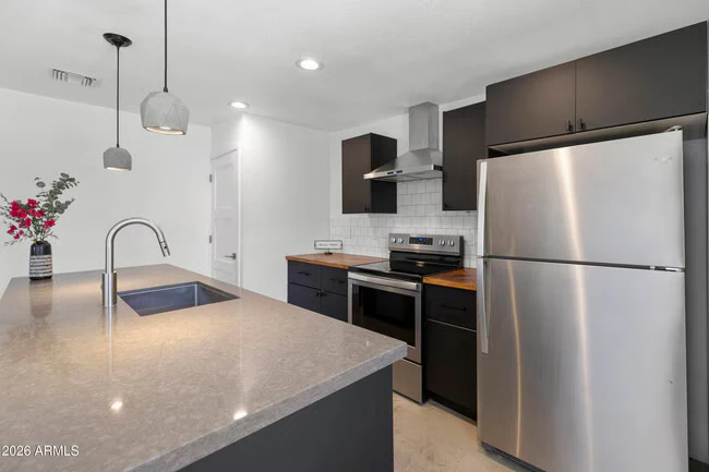 934 W Parkway Blvd Tempe, AZ 85281 photo 5
