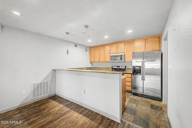 4704 E Paradise Village Pkwy N Phoenix, AZ 85032 photo 3