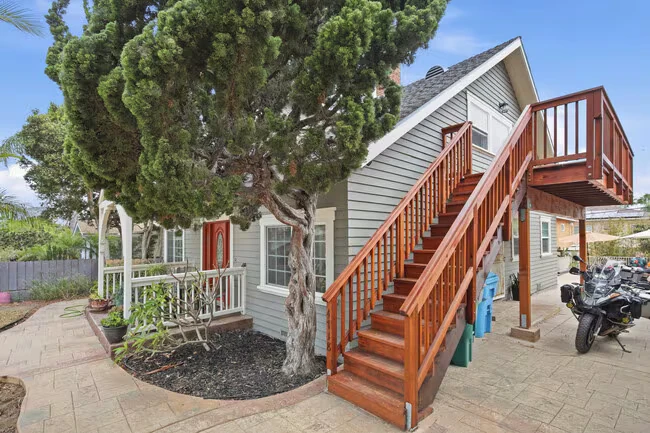 4720 Del Monte Ave San Diego, CA 92107 photo 4