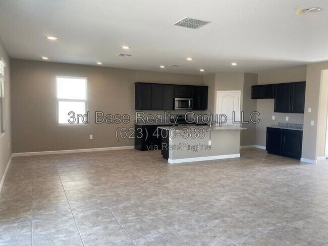 3336 N 300th Dr Buckeye, AZ 85396 photo 5