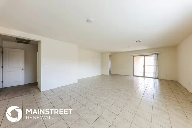 8808 S 253rd Ave Buckeye, AZ 85326 photo 2