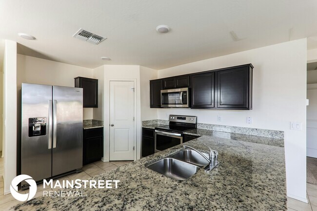 8808 S 253rd Ave Buckeye, AZ 85326 photo 5