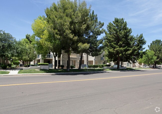Por Of Santa Fe Square Townhomes photo 4