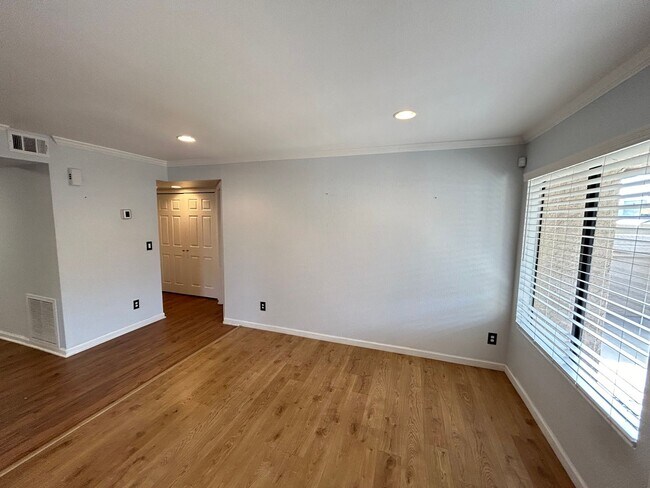 818 S Westwood Mesa, AZ 85210 photo 4