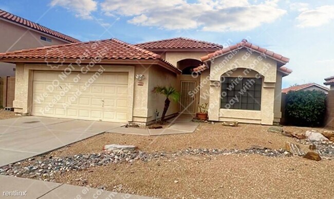 8910 N 114th Dr Peoria, AZ 85345 photo 4
