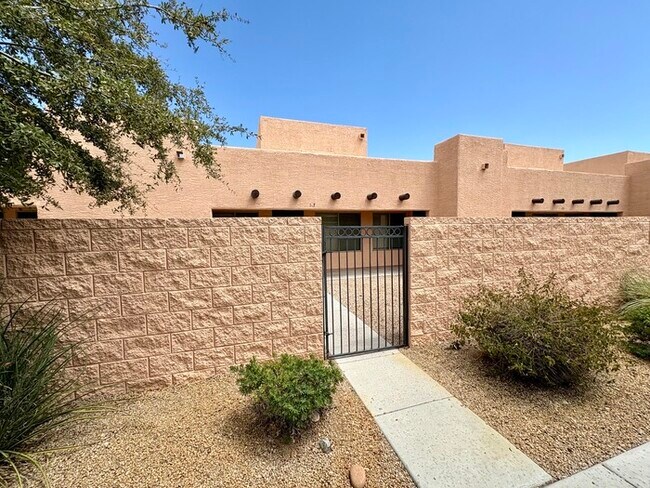 8940 West Olive Avenue, Peoria, AZ 85345 photo 2