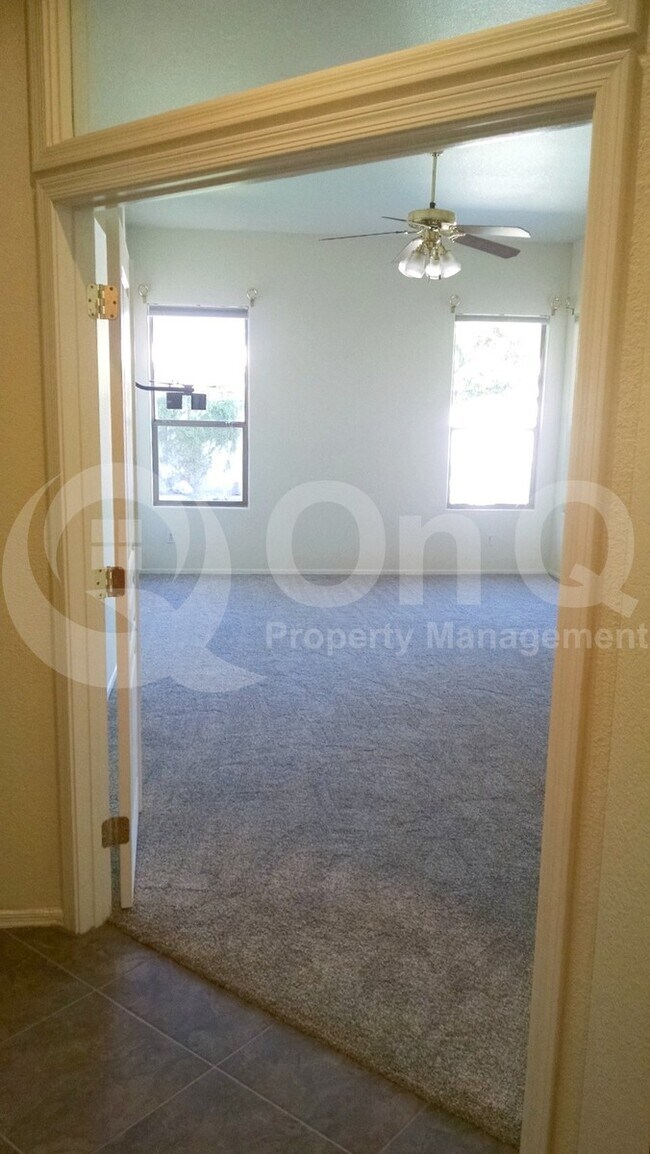 1124 W Pinon Ave Gilbert, AZ 85233 photo 4