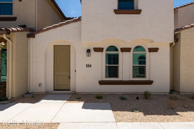 3855 S McQueen Rd Chandler, AZ 85286 photo 2