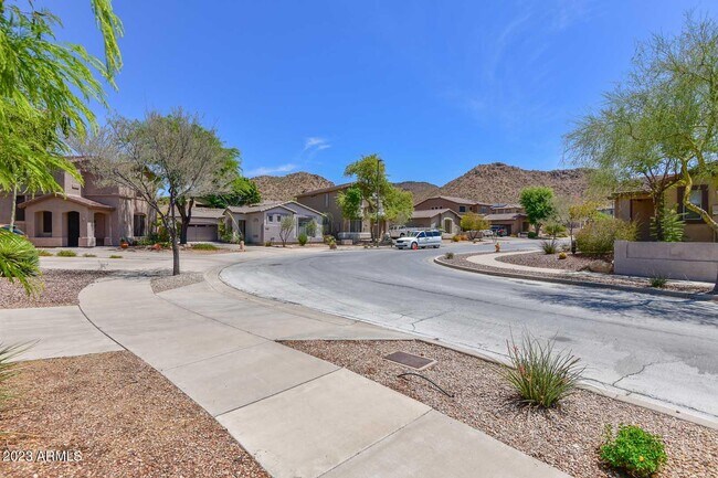 34718 N 25th Ln Phoenix, AZ 85086 photo 3