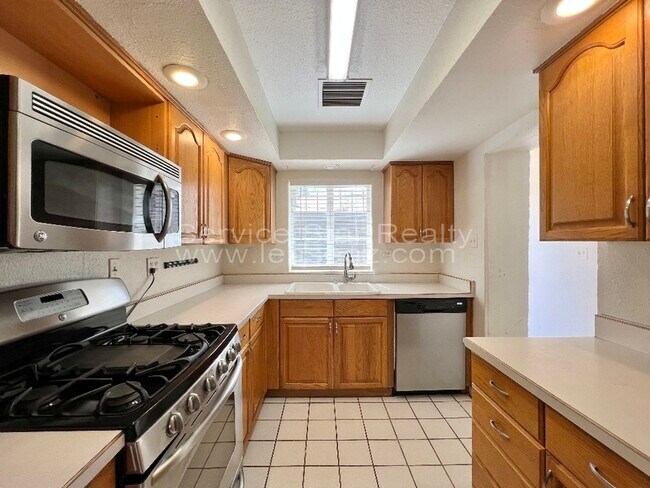 1321 E Coronado Rd Phoenix, AZ 85006 photo 3