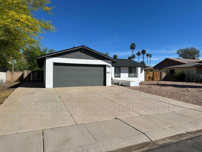 1114 E Carter Dr Tempe, AZ 85282 photo 2