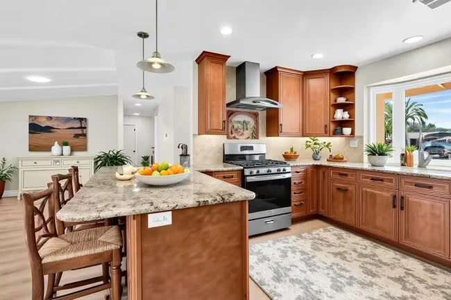 6246 Decanture St San Diego, CA 92120 photo 2