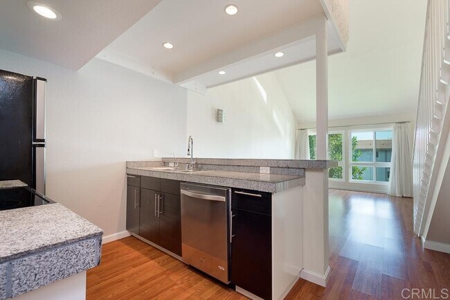 6275 Rancho Mission Rd San Diego, CA 92108 photo 5