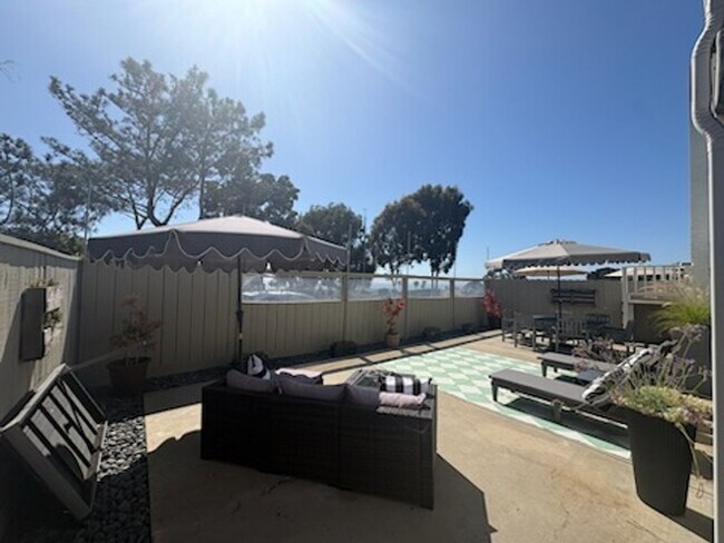531 Camino Del Mar Del Mar, CA 92014 photo 2