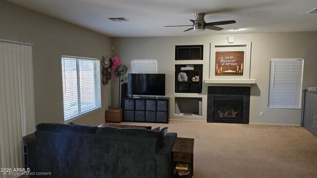 4523 W Rolling Rock Dr Phoenix, AZ 85086 photo 5