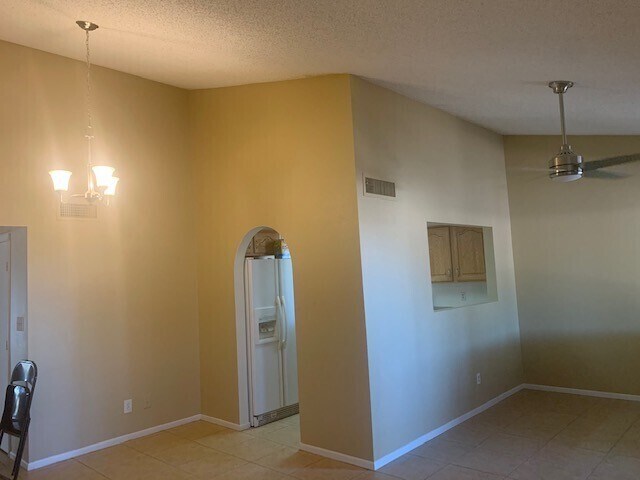 9064 N 68th Ln Peoria, AZ 85345 photo 5