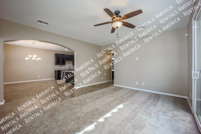 890 S Almira Ave Gilbert, AZ 85296 photo 5