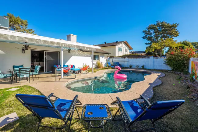 8307 E Arlington Rd Scottsdale, AZ 85250 photo 3