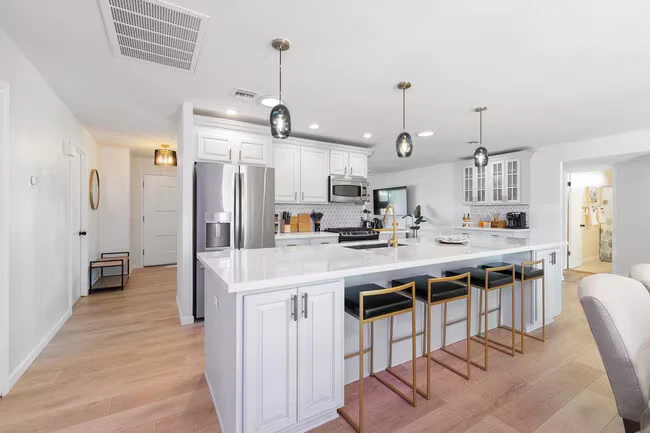 8307 E Arlington Rd Scottsdale, AZ 85250 photo 2
