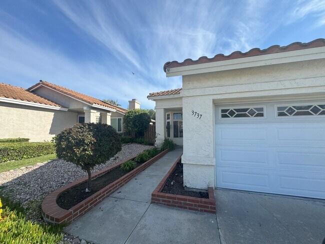 3737 Via Cabrillo Oceanside, CA 92056 photo 2