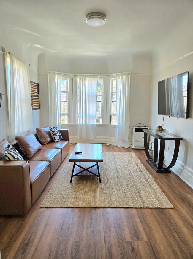 592 22nd St unit 1514518P