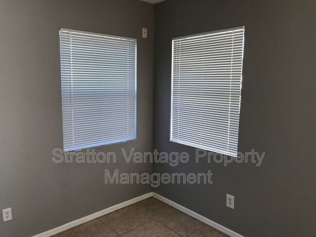 12525 W Rosewood Ln El Mirage, AZ 85335 photo 5