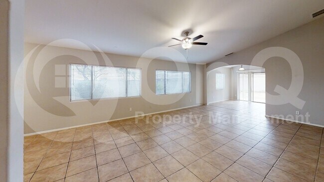 5444 W Grove St Phoenix, AZ 85339 photo 3