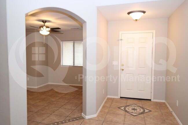5444 W Grove St Phoenix, AZ 85339 photo 5