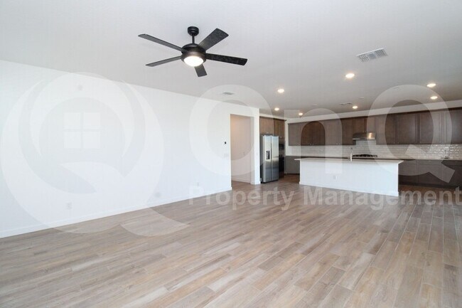 17984 W Vogel Ave Goodyear, AZ 85338 photo 5
