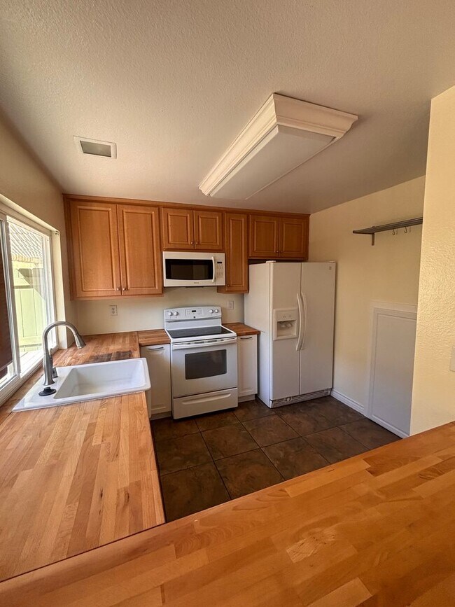 5440 Kiowa Dr La Mesa, CA 91942 photo 4