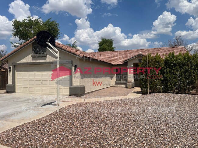 2447 S 80th Ln photo 2
